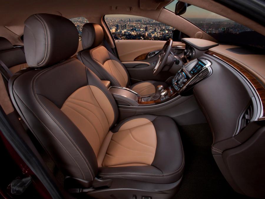  Buick LaCrosse GL Concept 2011 года  (фото 16 из 19)